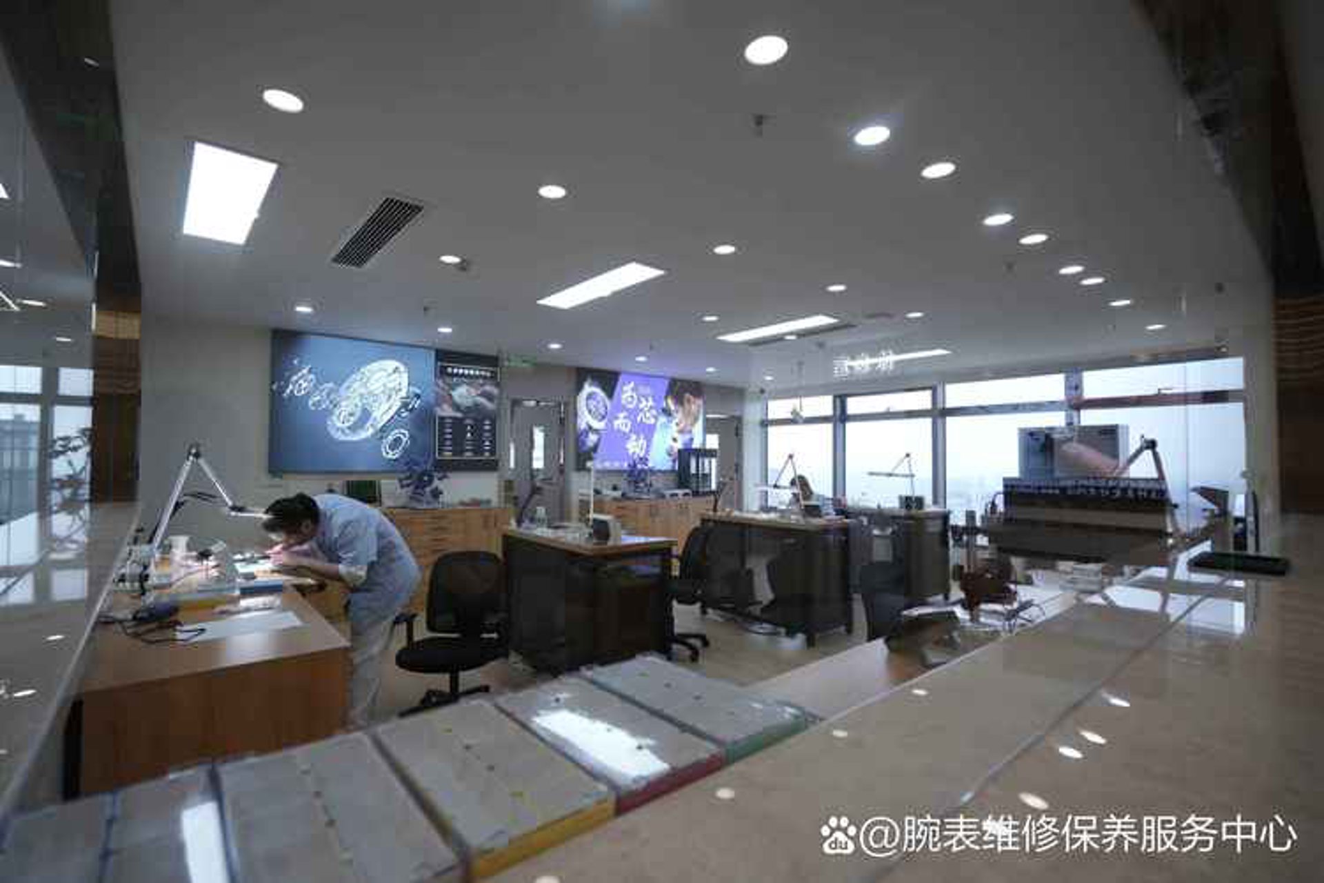 宇舶名表维修